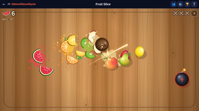 Fruit Slice Classic mode with watermelon, orange and kiwi sliced in mid-air